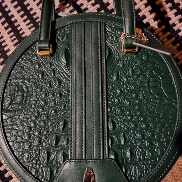 Tote and Carry Handbags - Tote and Carry Apollo 2 Circle bag